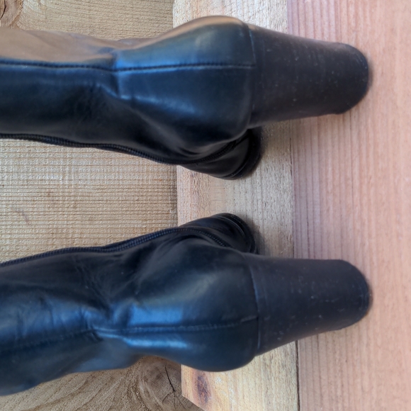 Nobel Black Leather Ankle Boots Made in Italy - Picture 5 of 8